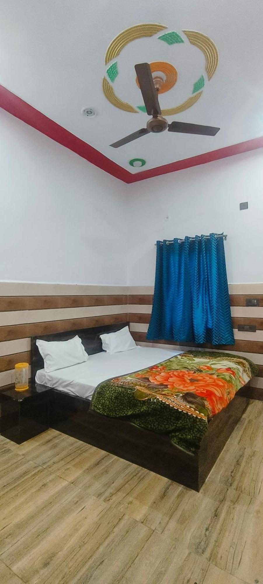 K.D.Dham Near Prem Mandir1 Hotel Vrindāvan Екстериор снимка