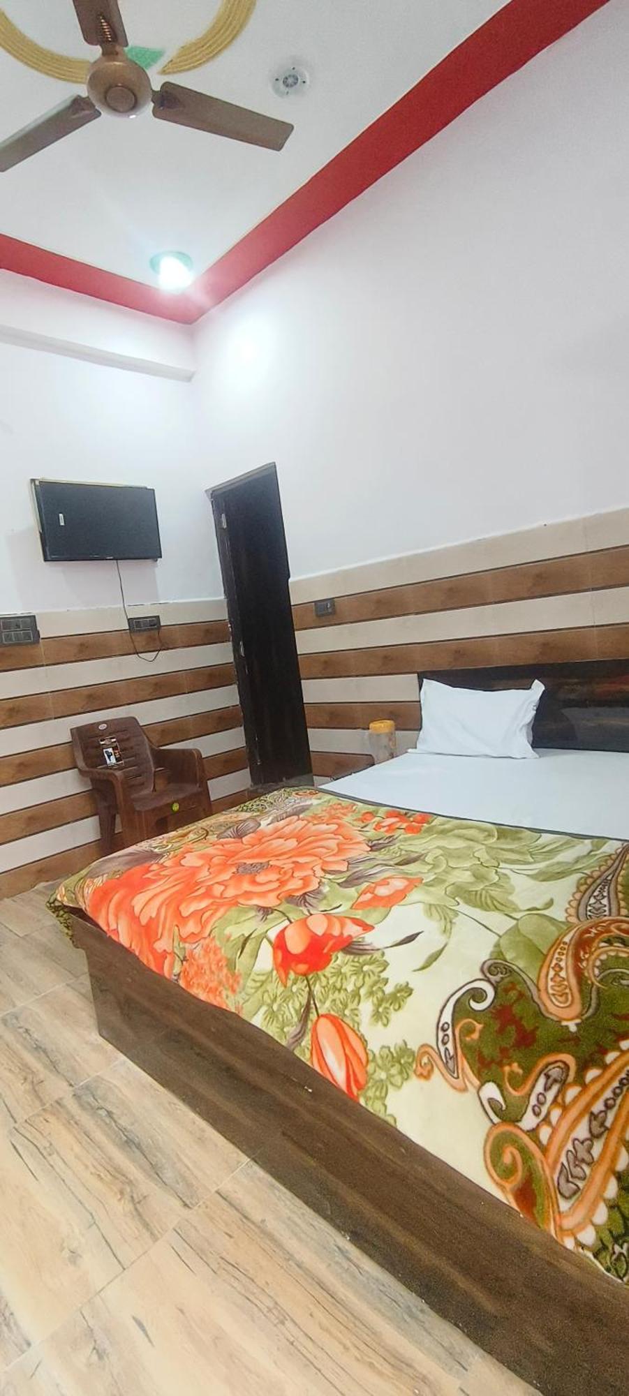 K.D.Dham Near Prem Mandir1 Hotel Vrindāvan Екстериор снимка