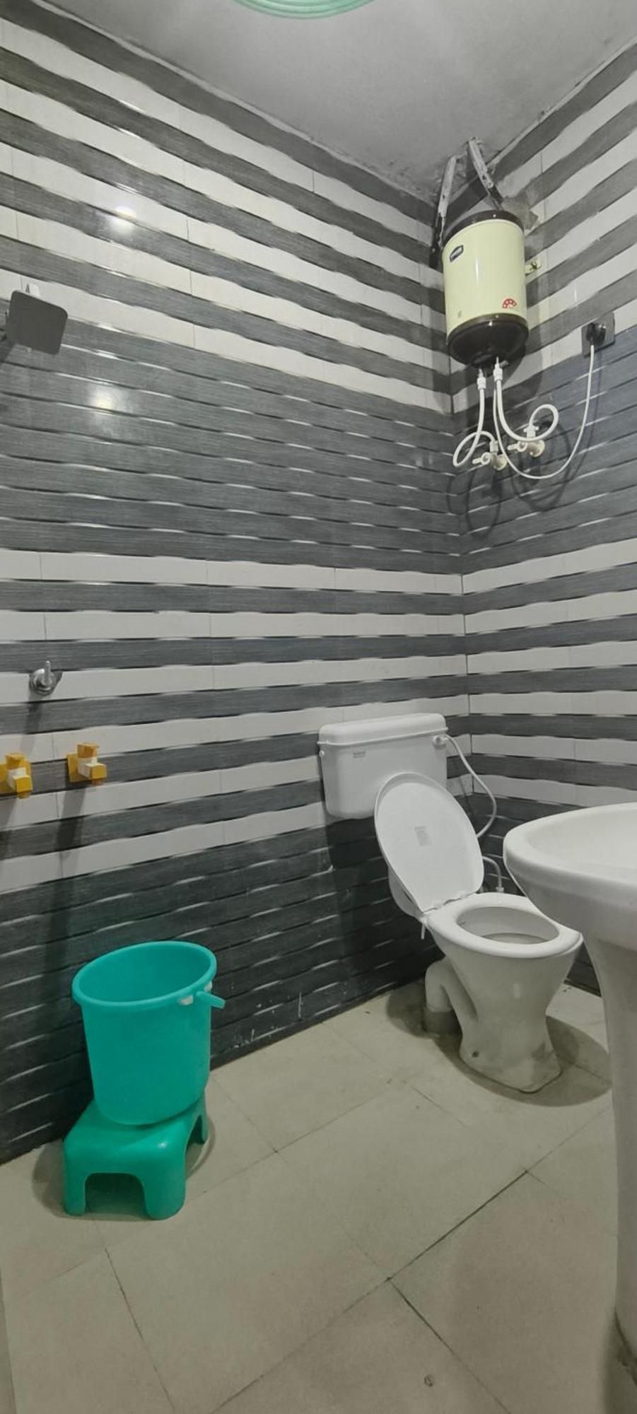 K.D.Dham Near Prem Mandir1 Hotel Vrindāvan Екстериор снимка