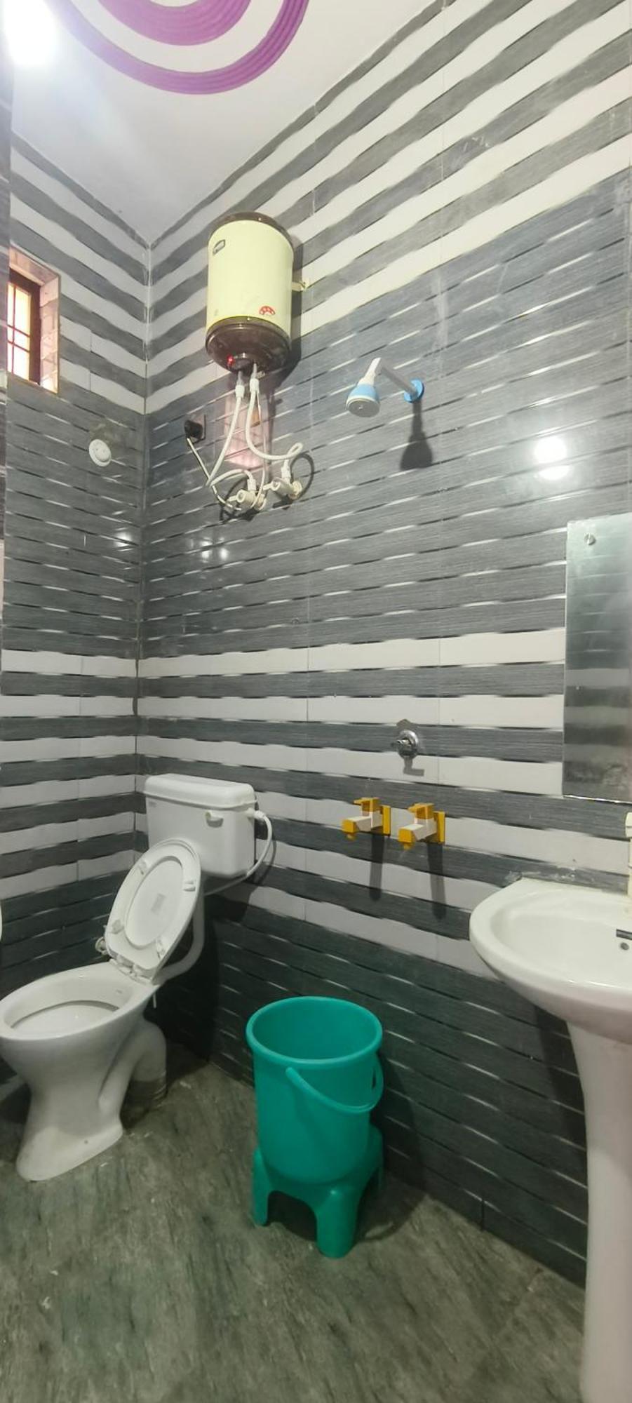 K.D.Dham Near Prem Mandir1 Hotel Vrindāvan Екстериор снимка