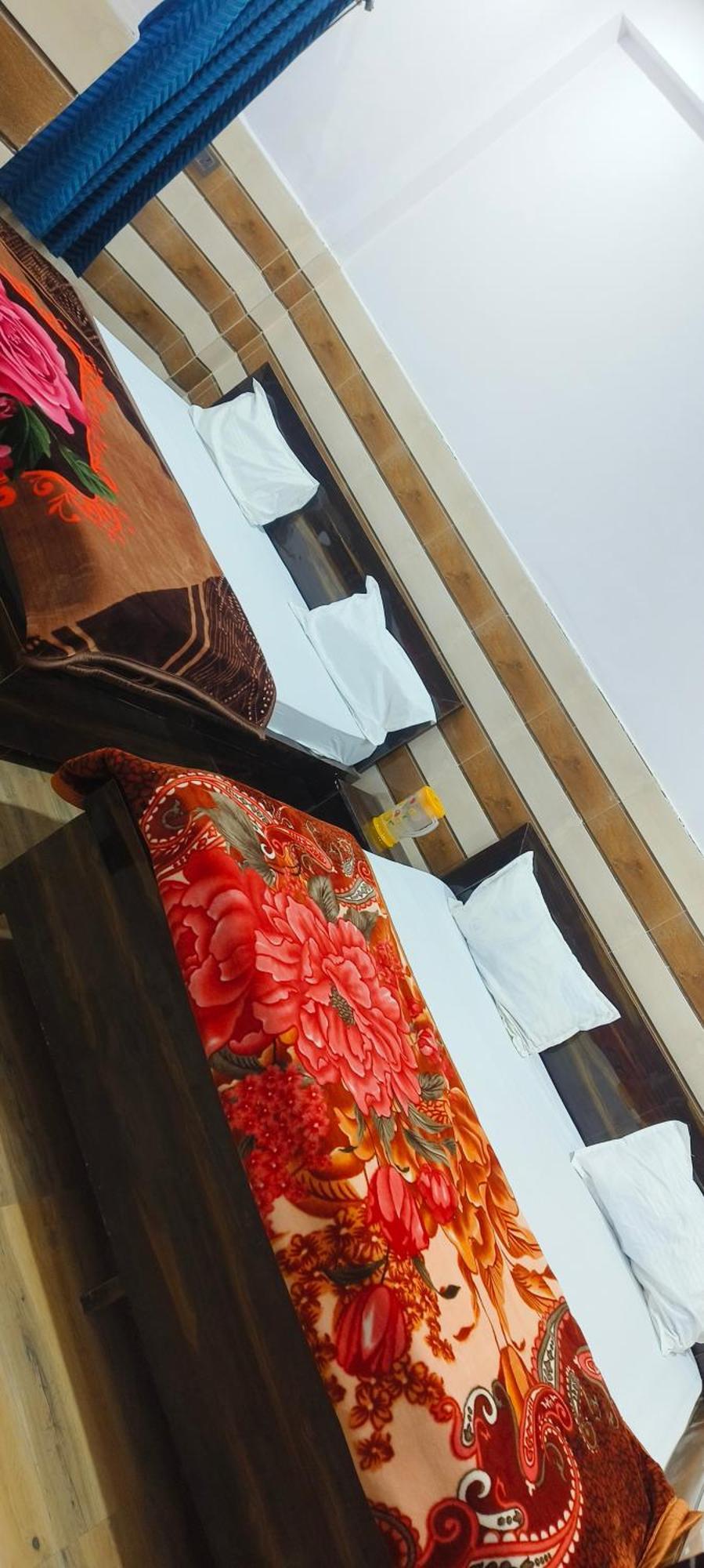 K.D.Dham Near Prem Mandir1 Hotel Vrindāvan Екстериор снимка