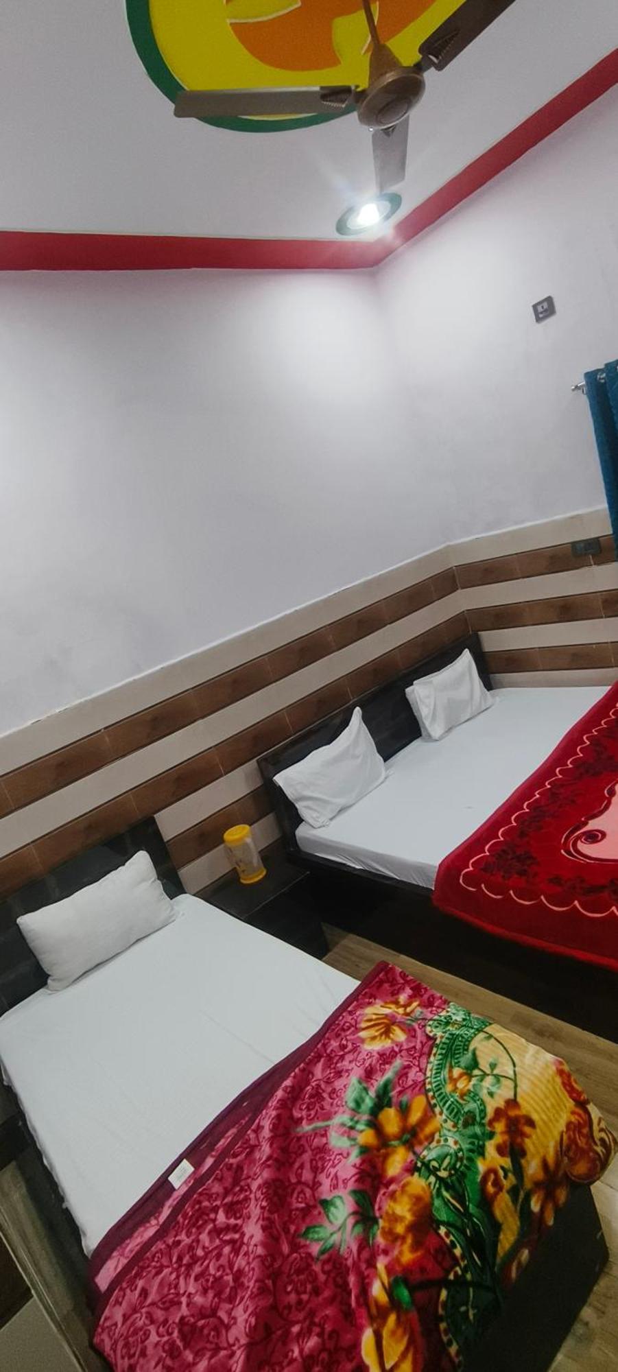 K.D.Dham Near Prem Mandir1 Hotel Vrindāvan Екстериор снимка